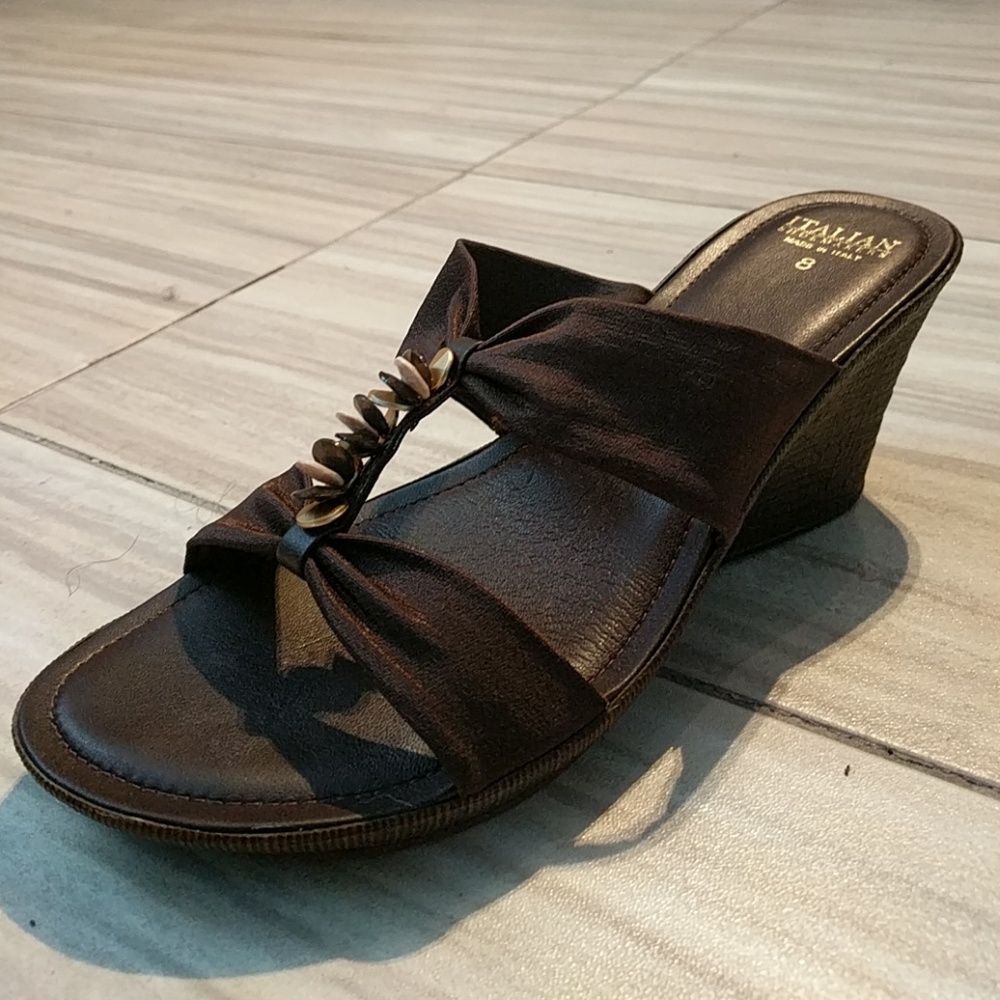 Shoes - Picture 5 of 5